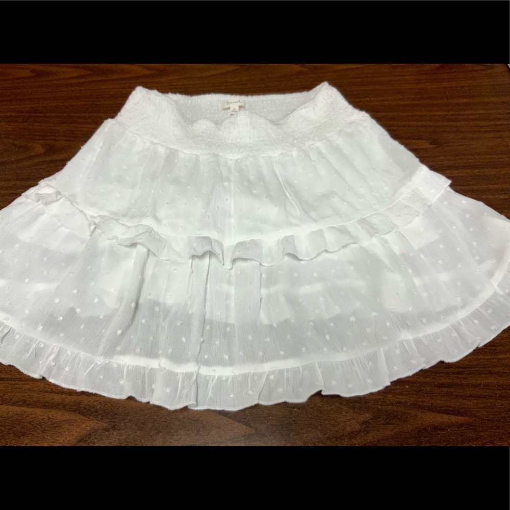 Boho White Swiss Dots ruffle mini skirt.